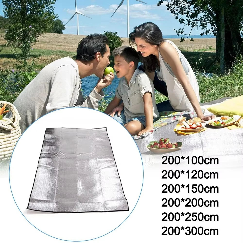 Two-Sided Camping Silver Mat Aluminum Mat Blanket Foam Pad Insulating Foil Mat Sleeping Tent Pad Reflecting Heat for Outdoor